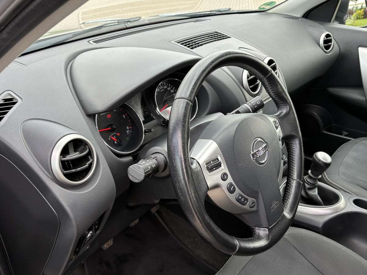 Nissan Qashqai 2012 — photo 18