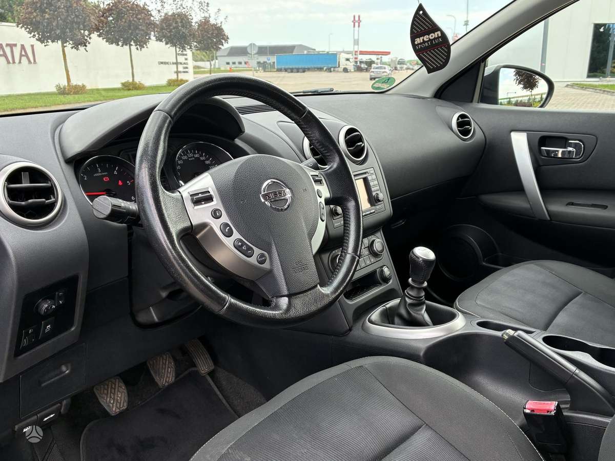 Nissan Qashqai 2012 — photo 8