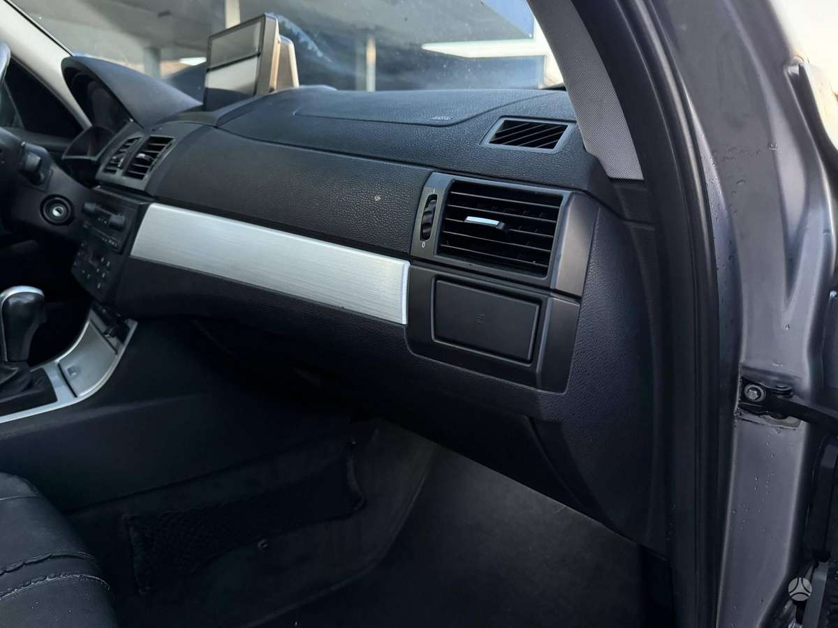 BMW X3 2008 — photo 18