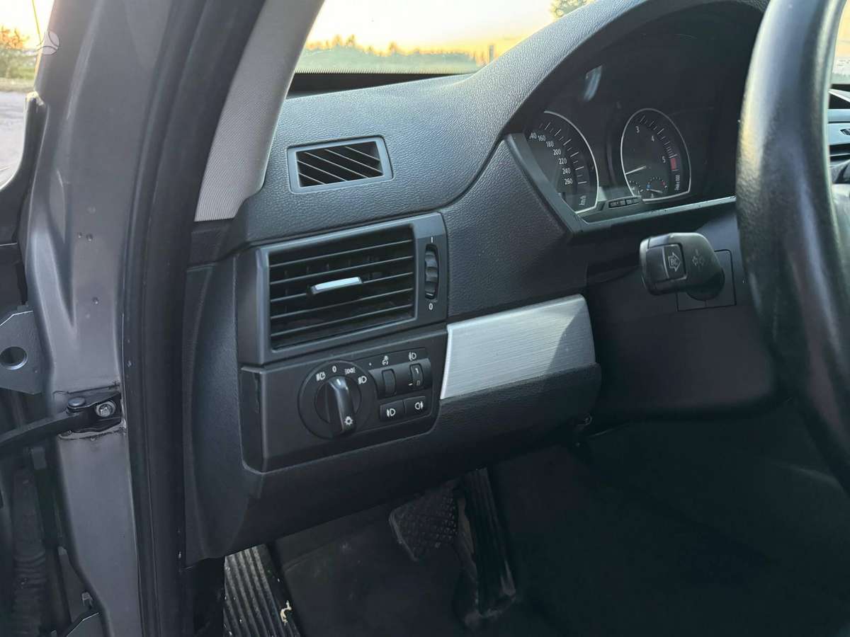 BMW X3 2008 — photo 26