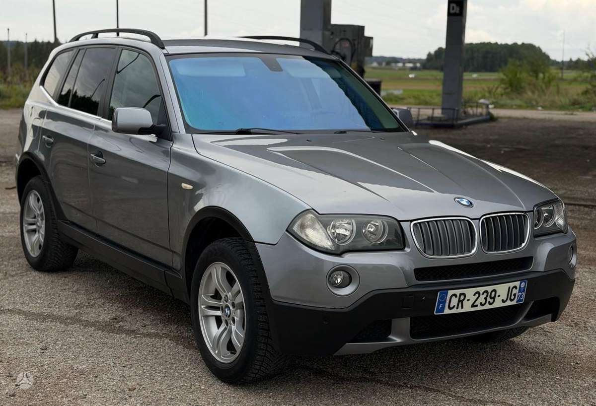 BMW X3 2008 — interior