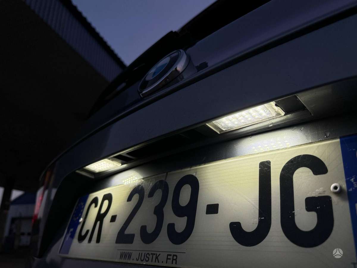 BMW X3 2008 — photo 30