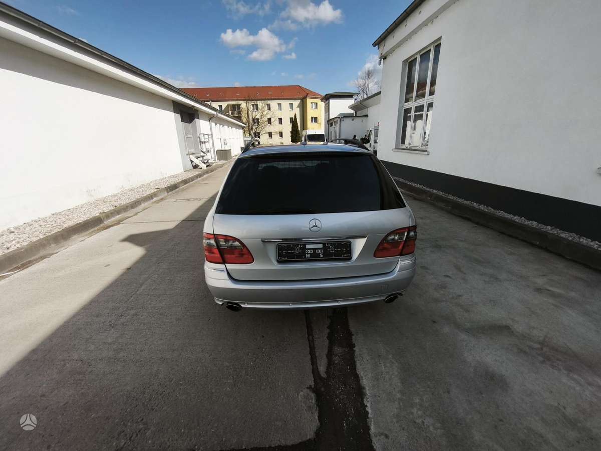 Mercedes-Benz E280 2009 — photo 5