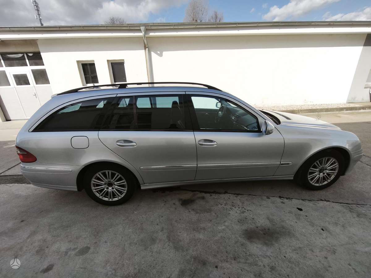 Mercedes-Benz E280 2009 — photo 8