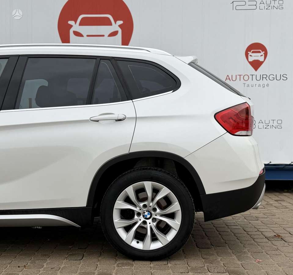 BMW X1 2012 — photo 16