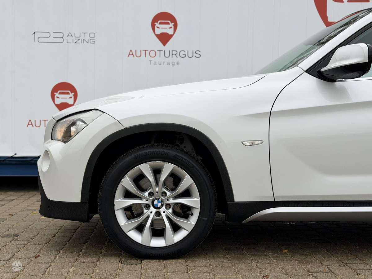 BMW X1 2012 — photo 17