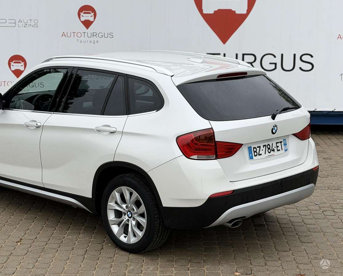 BMW X1 2012 — photo 21