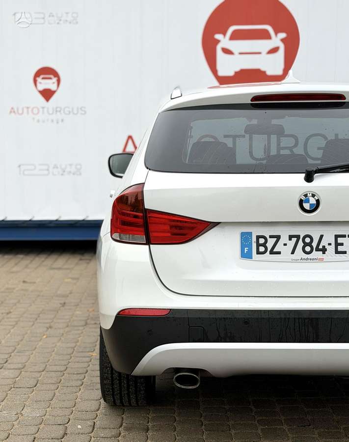 BMW X1 2012 — photo 23