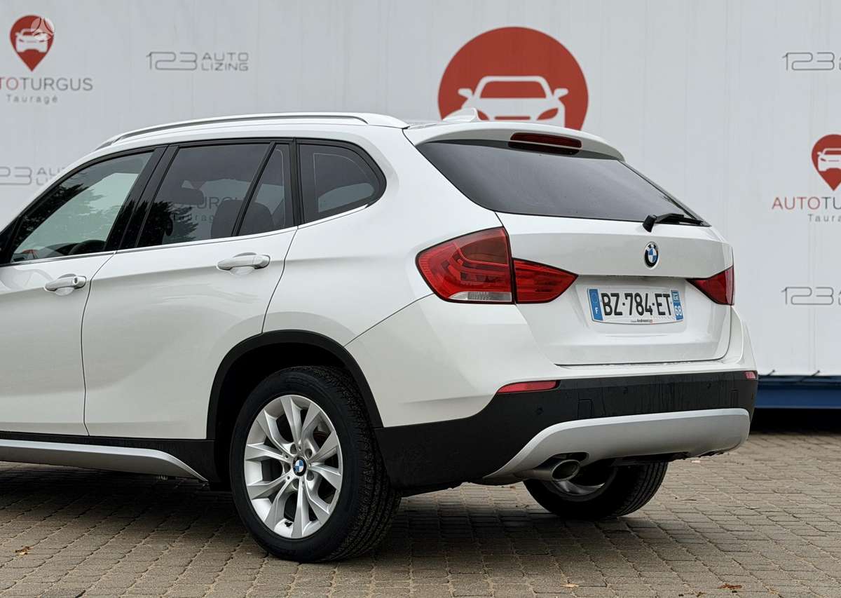 BMW X1 2012 — photo 27