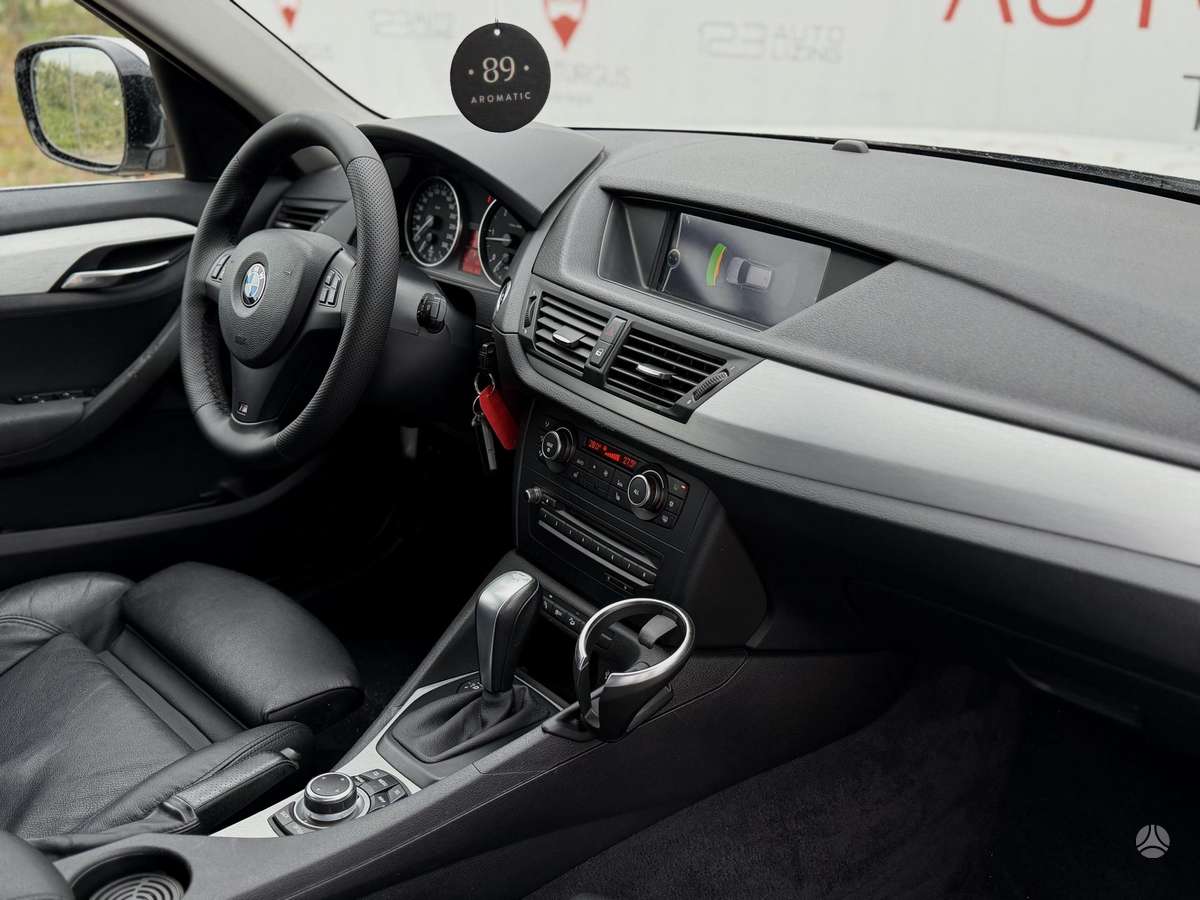 BMW X1 2012 — photo 36
