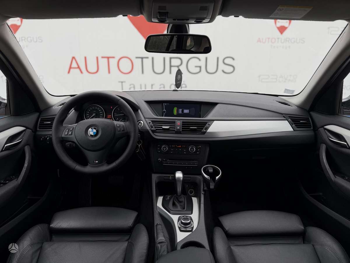BMW X1 2012 — photo 38