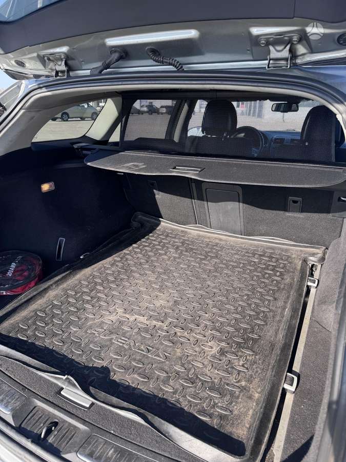 Toyota Avensis 2009 — photo 8