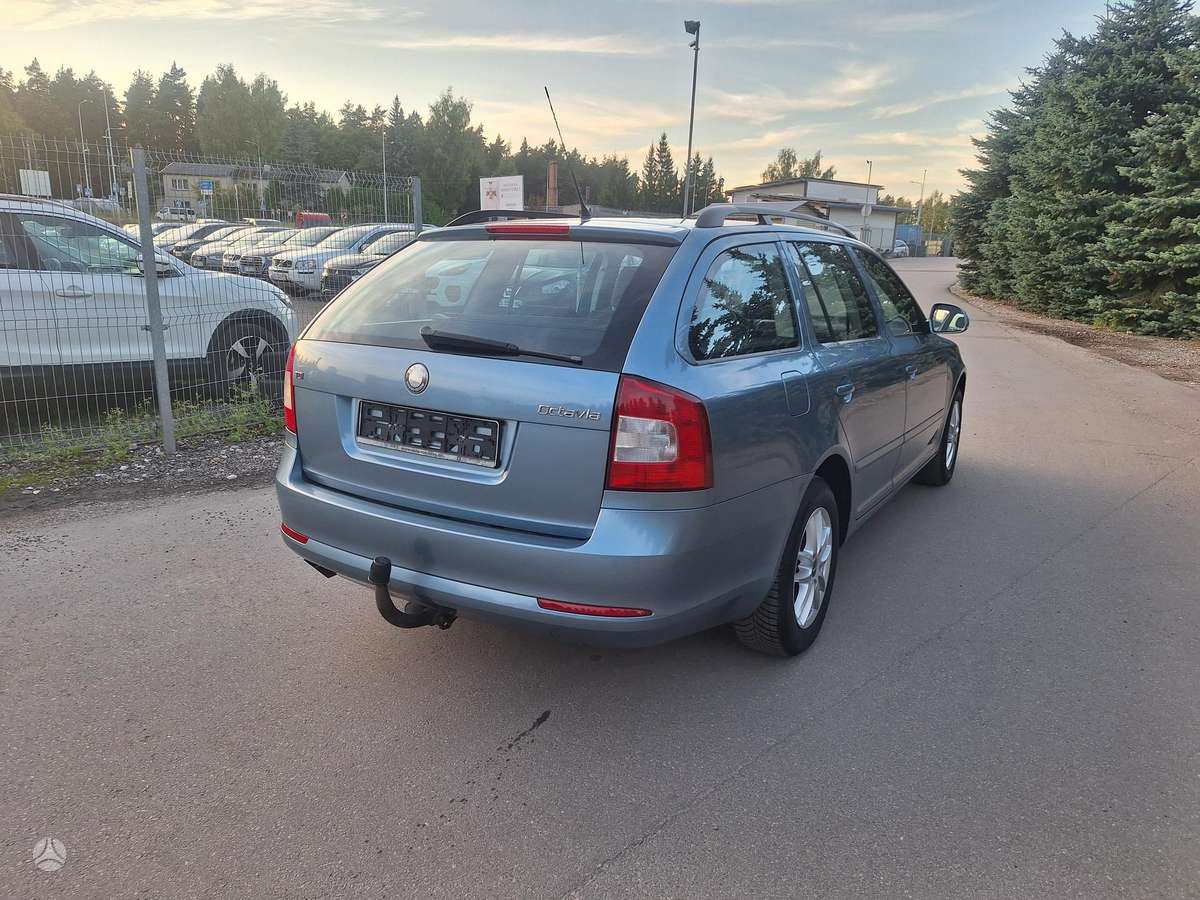 Skoda Octavia 2009 — engine 1896 cm³, 105 HP (77kW)
