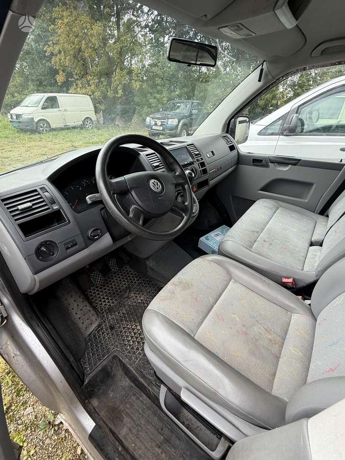 Volkswagen Transporter 2008 — photo 6
