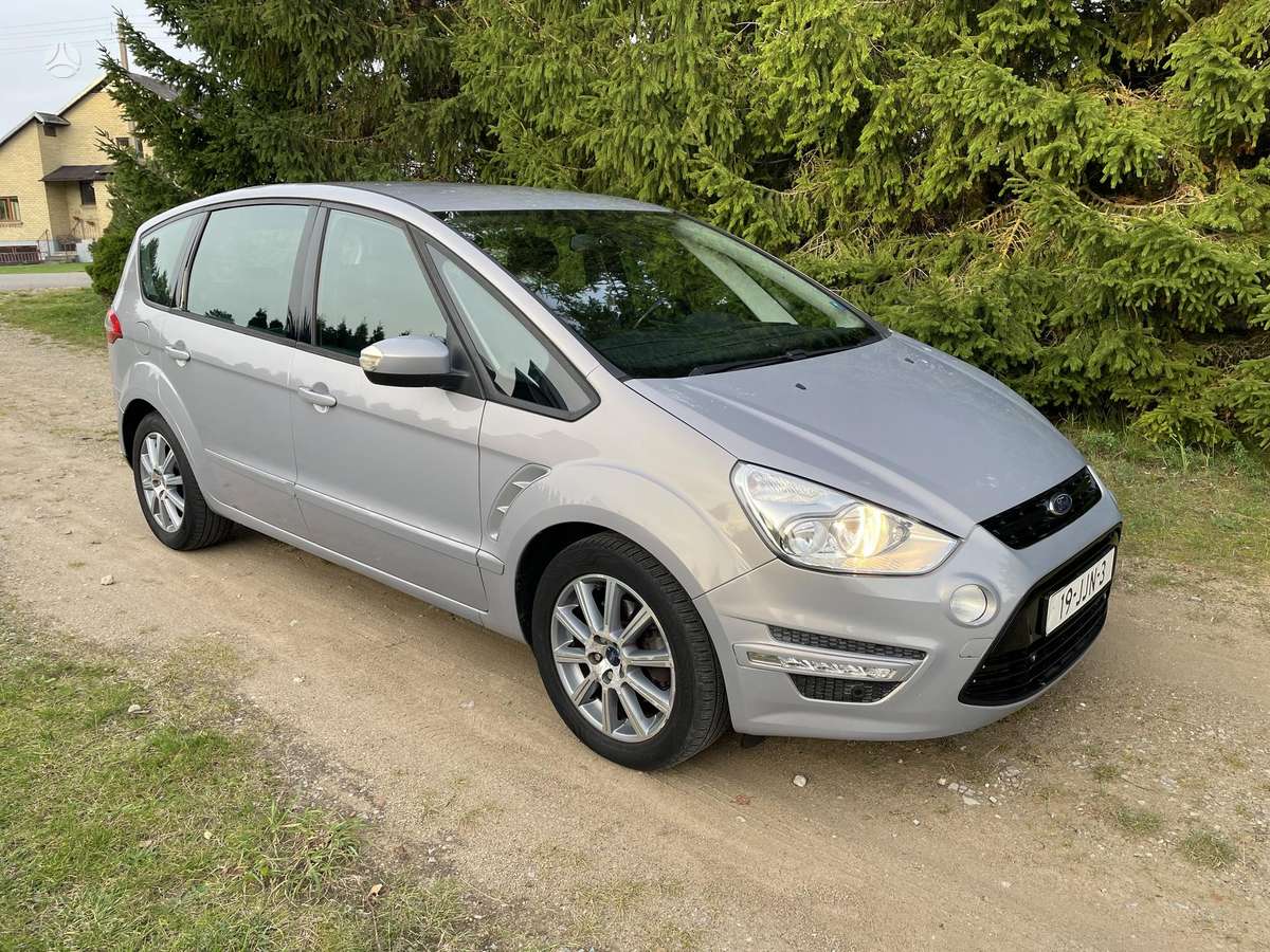 Ford S-MAX 2012 — photo 10