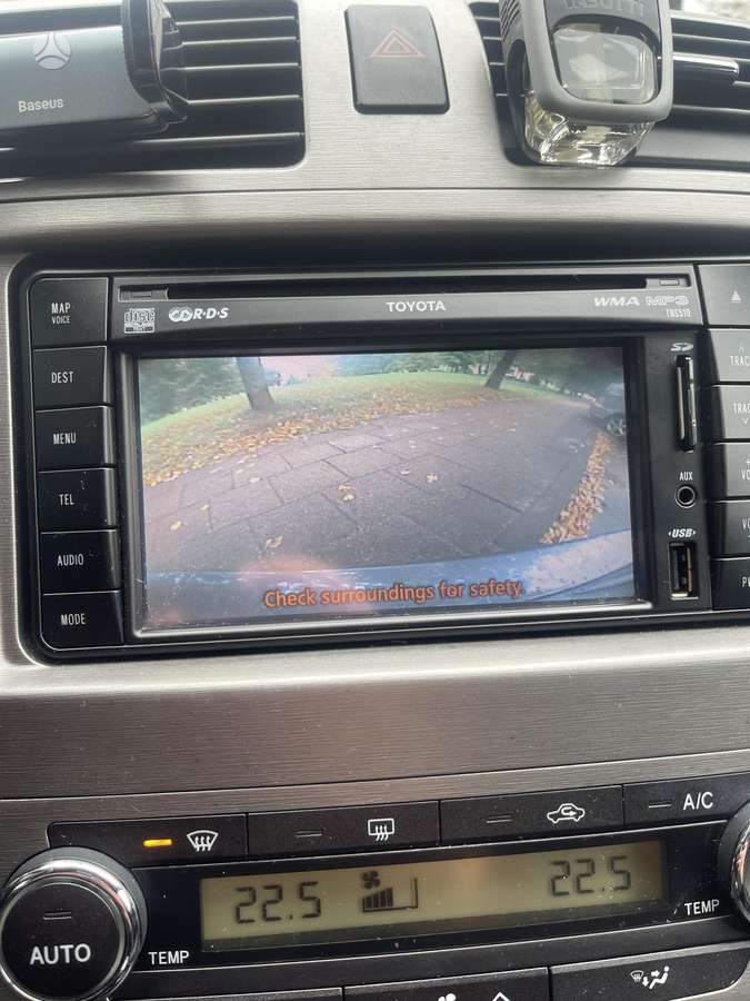 Toyota Avensis 2010 — photo 16