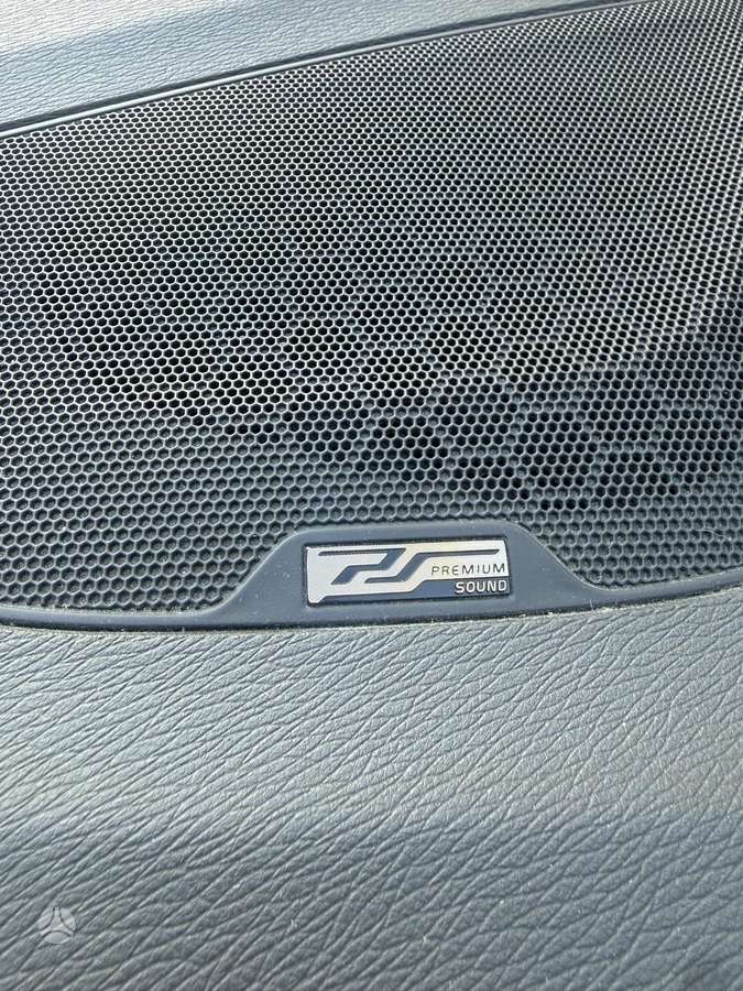 Volvo V60 2013 — photo 15