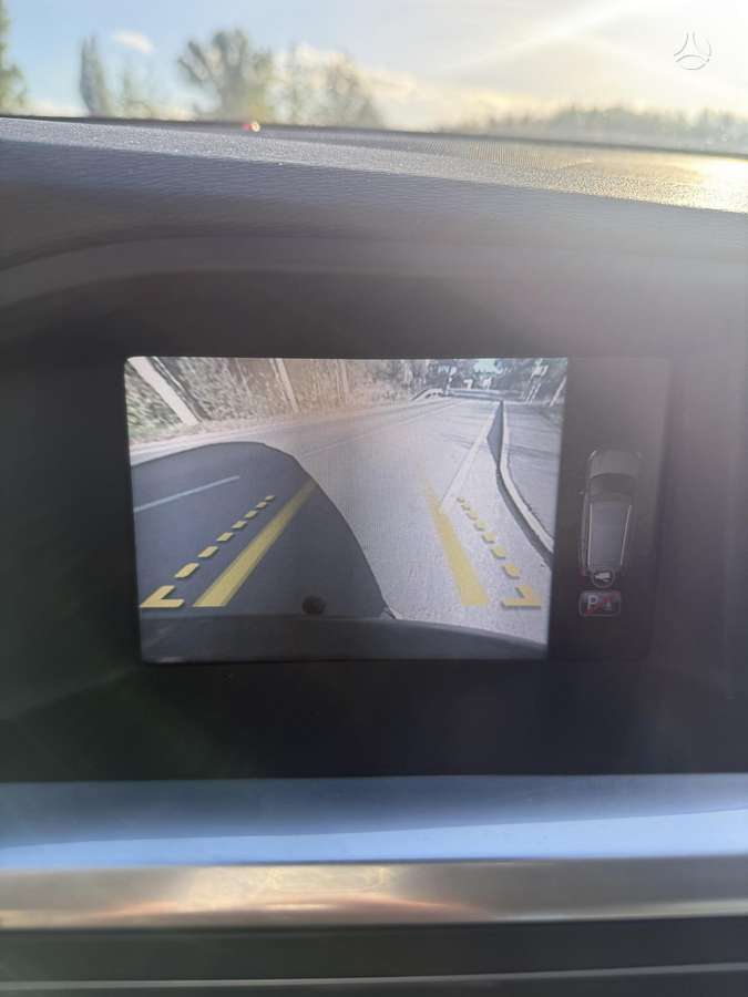 Volvo V60 2013 — photo 8