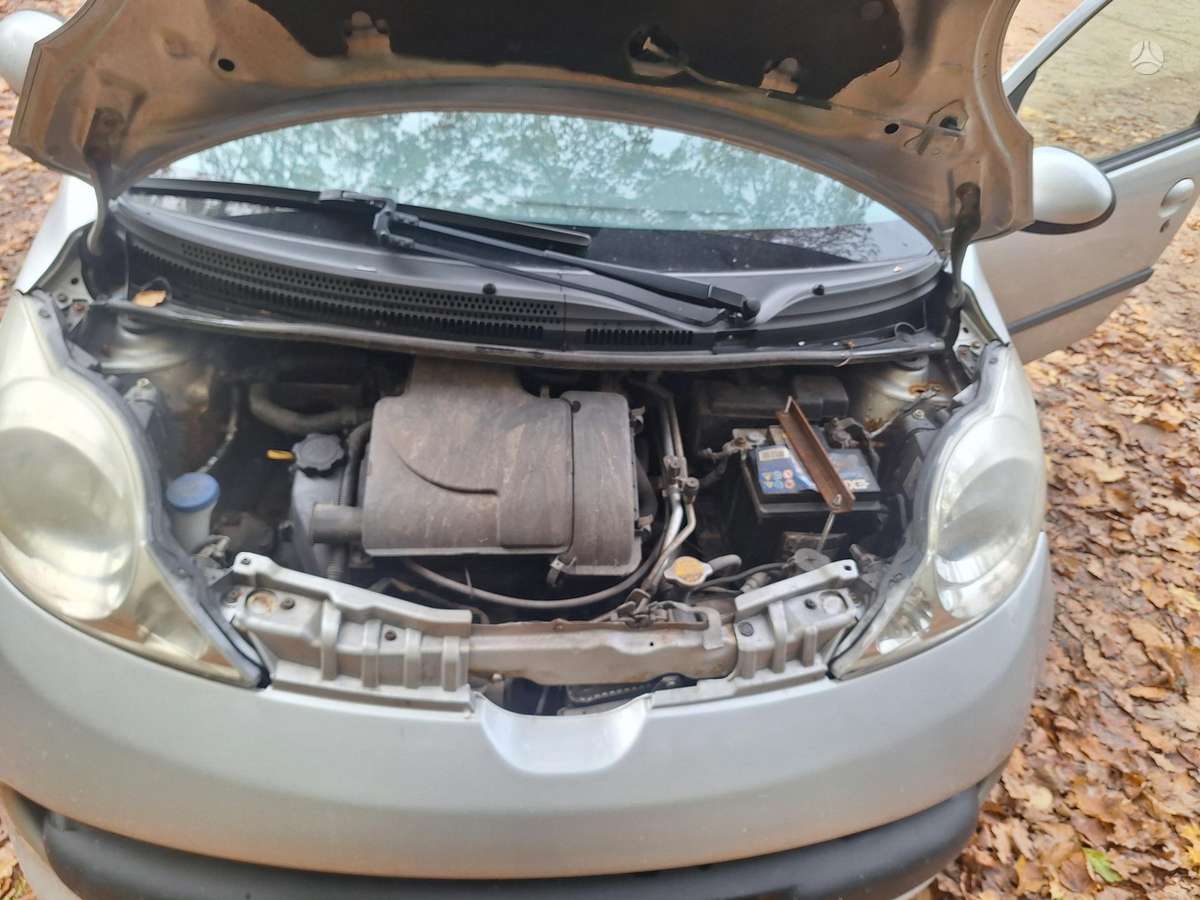 Peugeot 107 2006 — photo 12