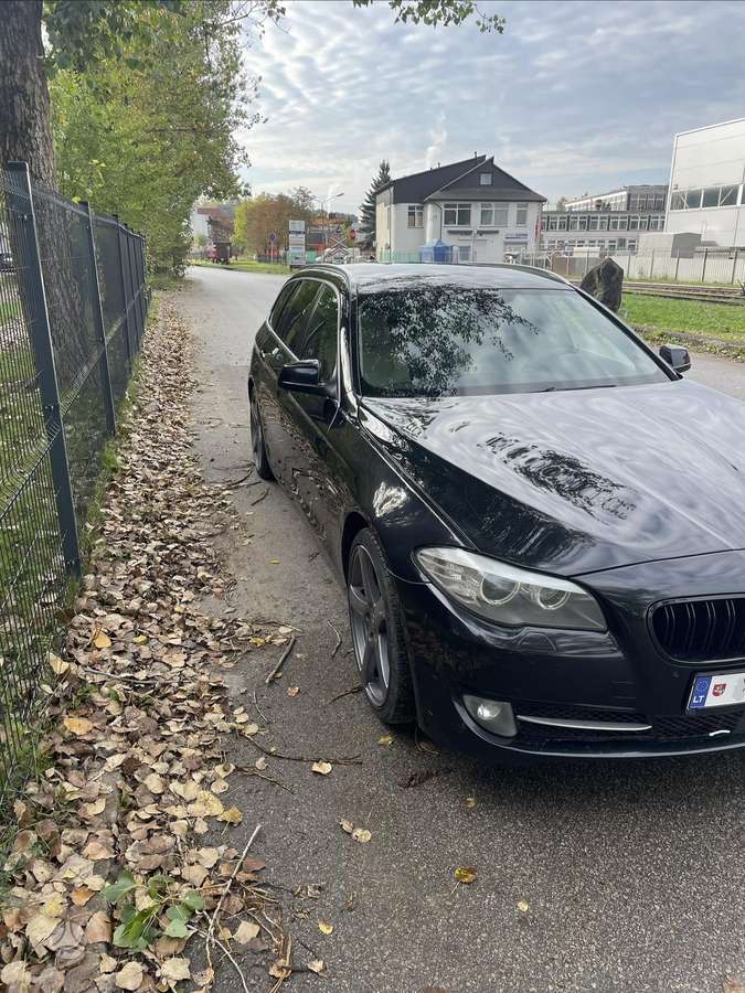 BMW 525, 2011