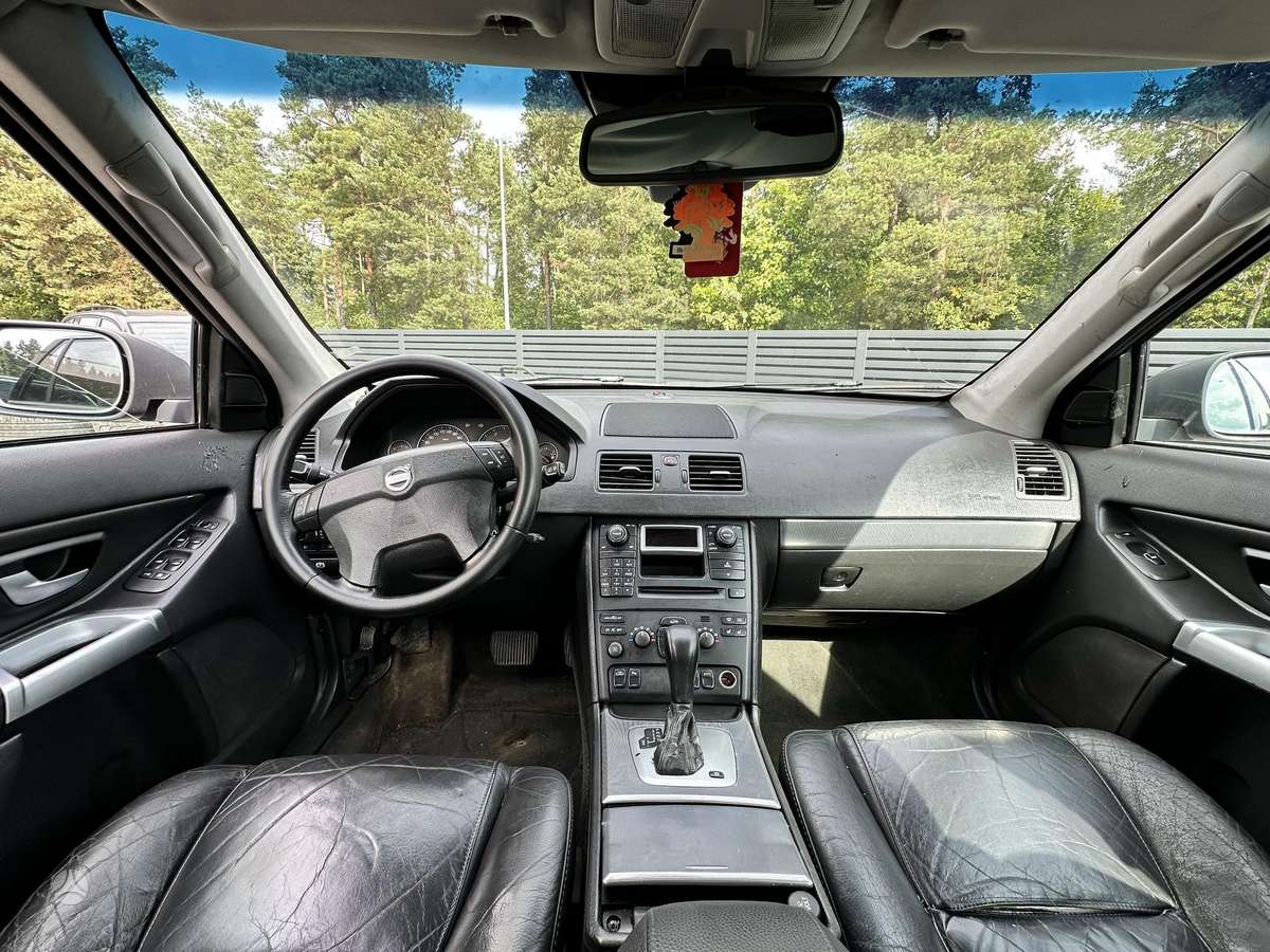 Volvo XC90 2005 — photo 6