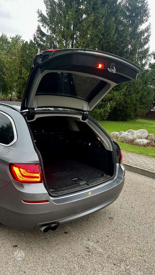 BMW 520 2011 — photo 20