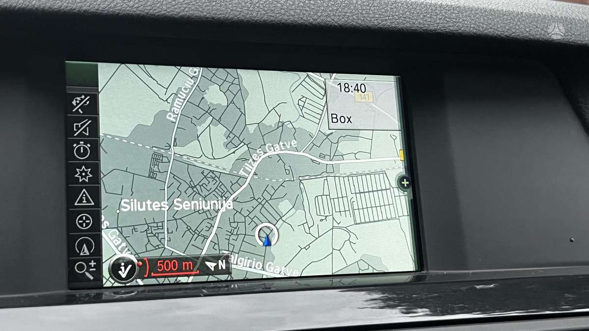 BMW 520 2011 — photo 23