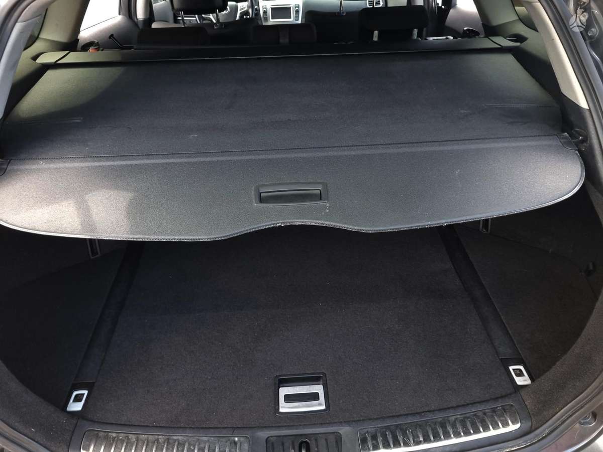 Toyota Avensis 2013 — photo 14