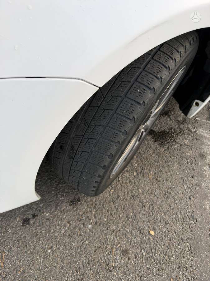 Toyota Avensis 2015 — photo 12