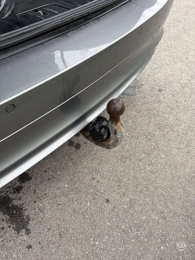 BMW 320 2009 — photo 25