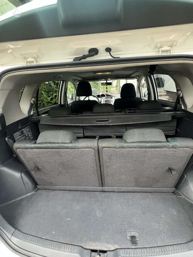Toyota Verso 2012 — photo 8