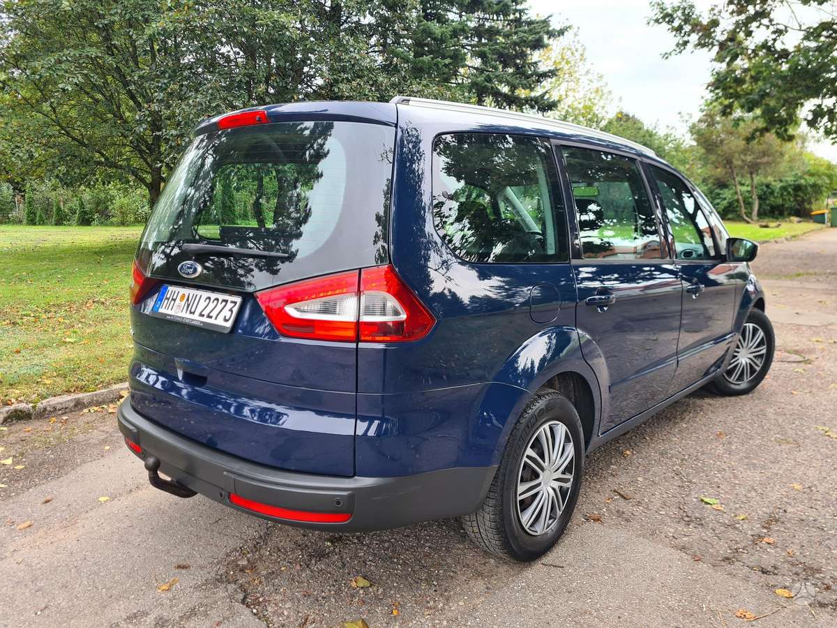 Ford Galaxy 2011 — photo 7