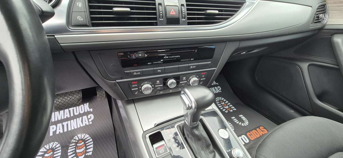 Audi A6 2012 — photo 9