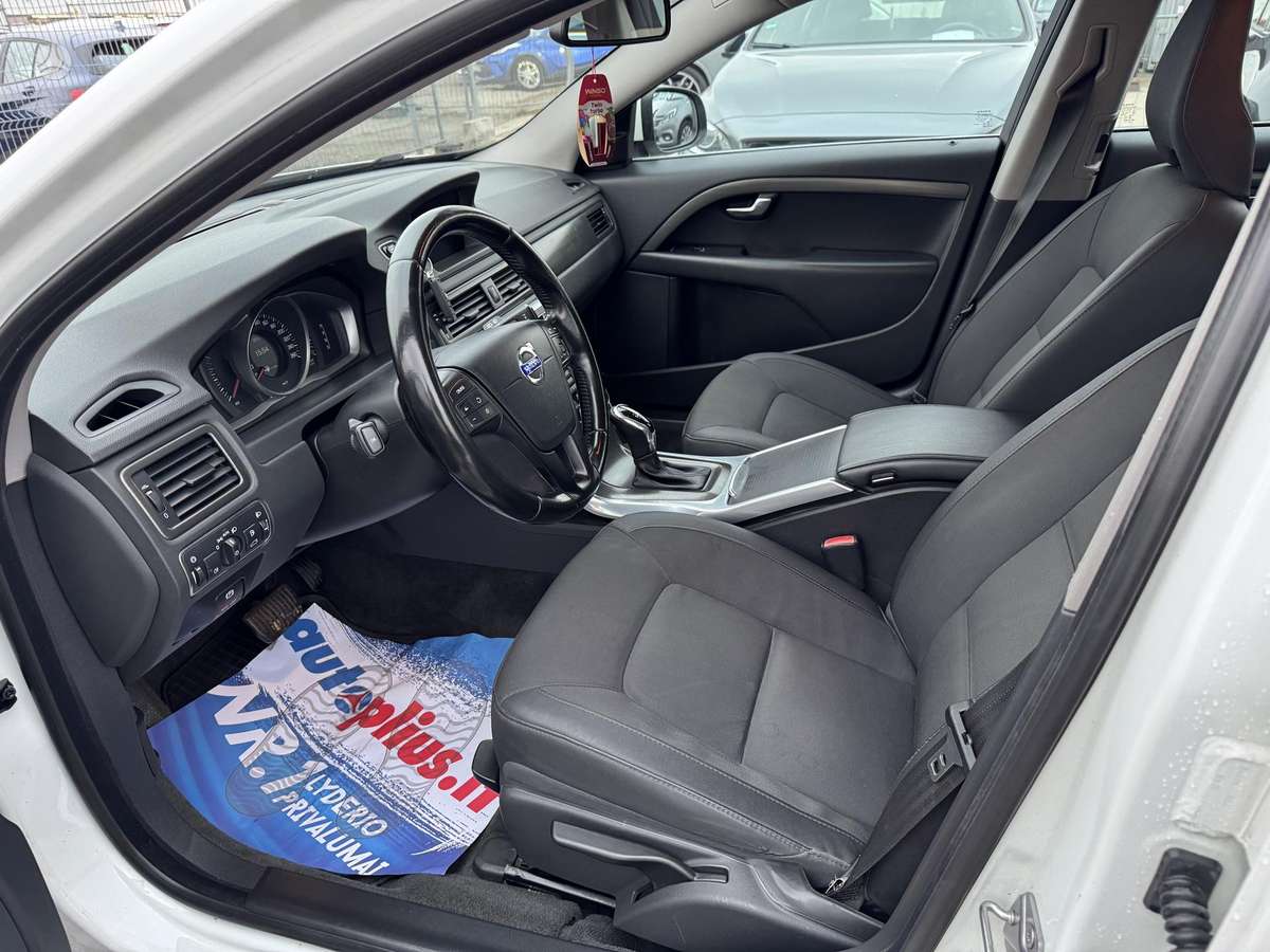 Volvo V70 2014 — photo 7