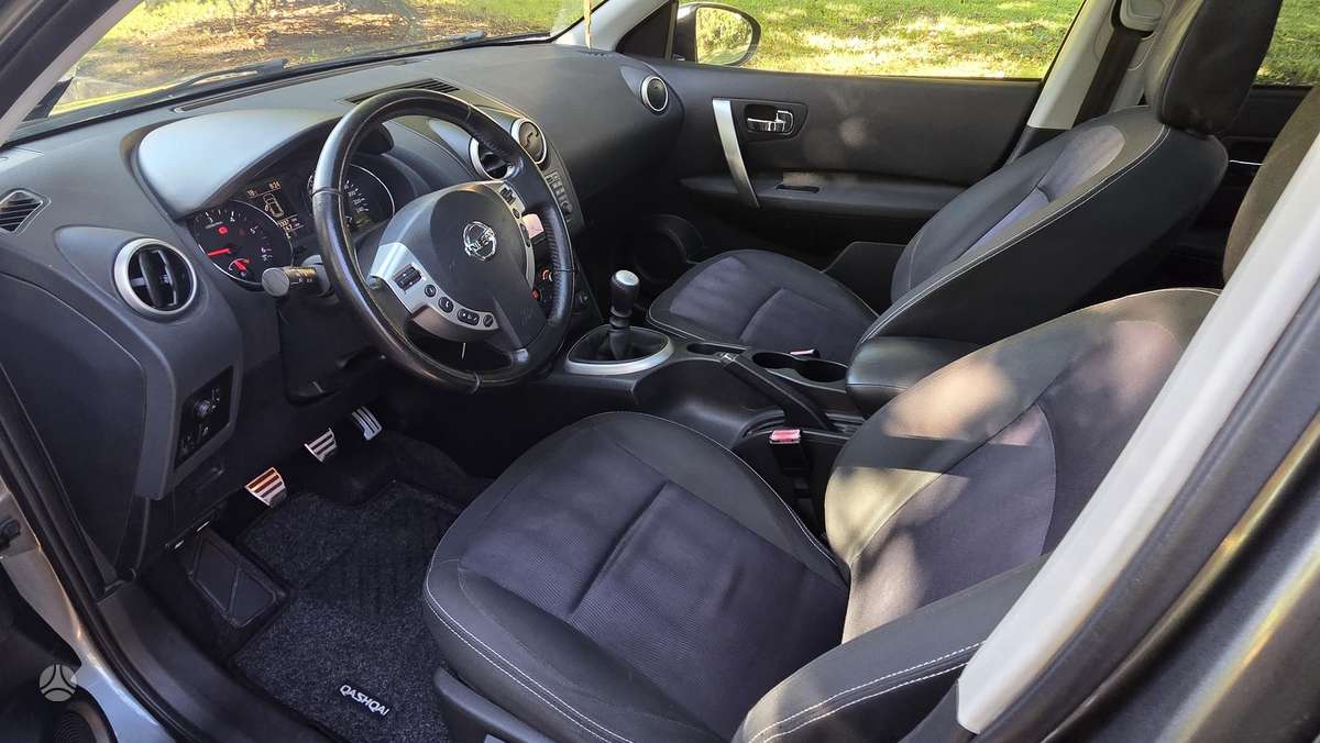 Nissan Qashqai 2012 — photo 14