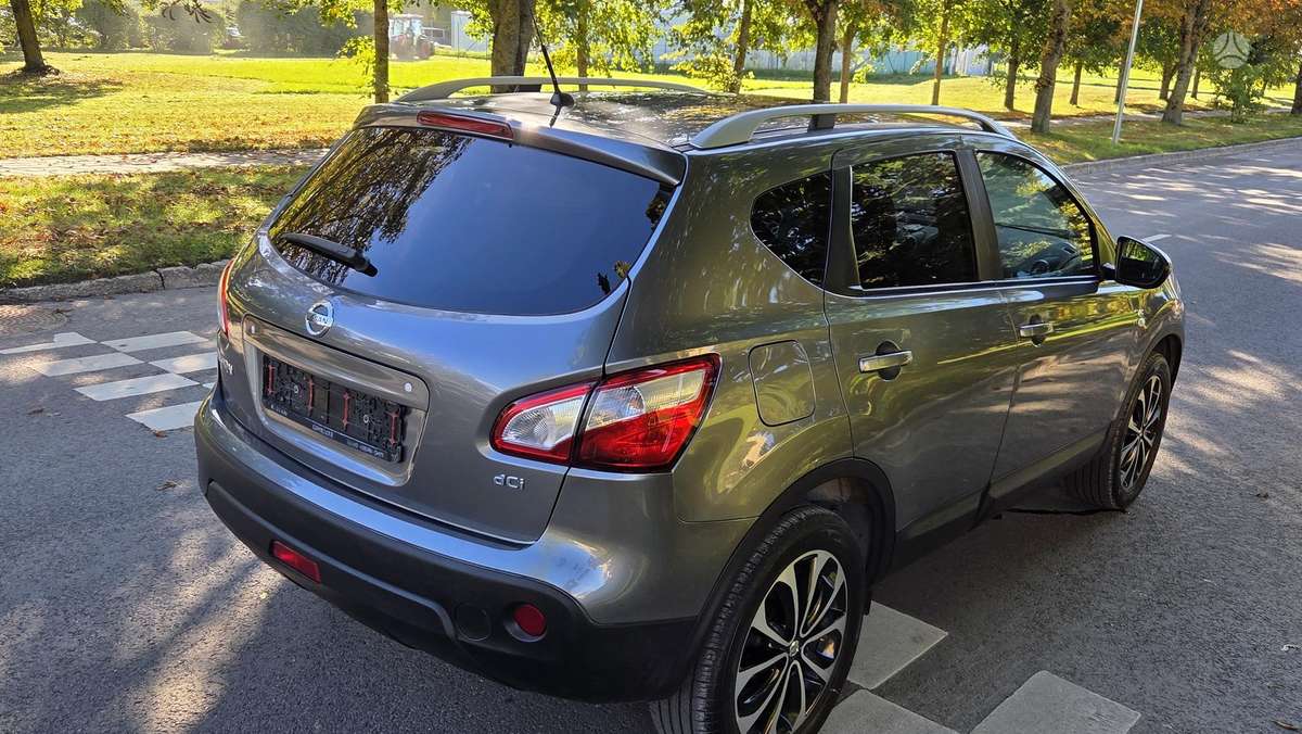 Nissan Qashqai 2012 — photo 31