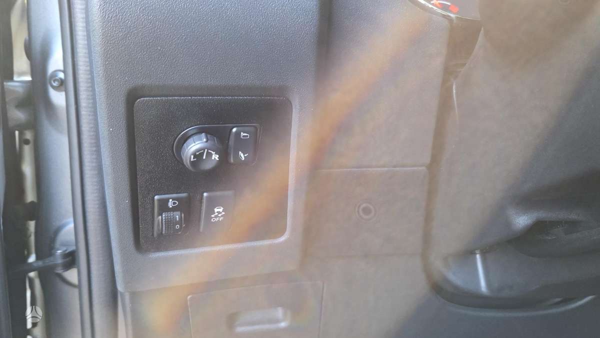 Nissan Qashqai 2012 — photo 36