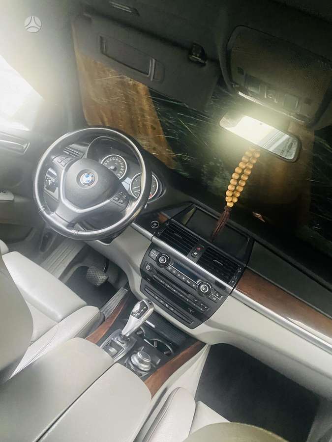 BMW X5 2007 — photo 10