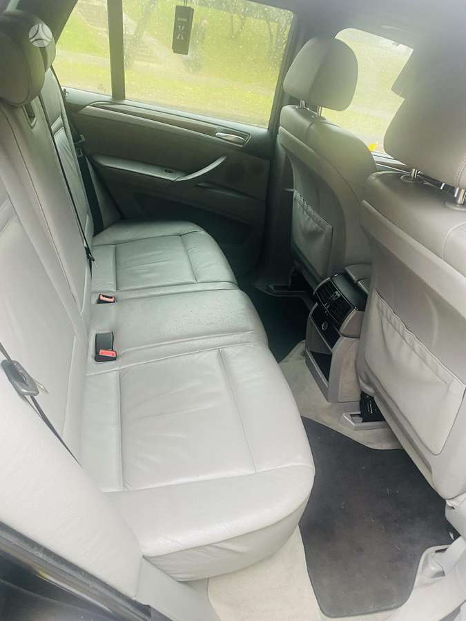 BMW X5 2007 — photo 11