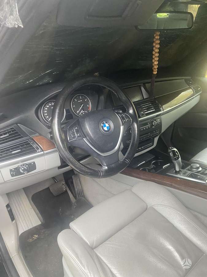 BMW X5 2007 — photo 12