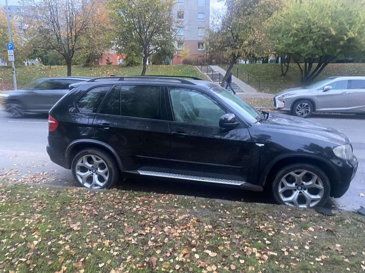 BMW X5 2007 — photo 7