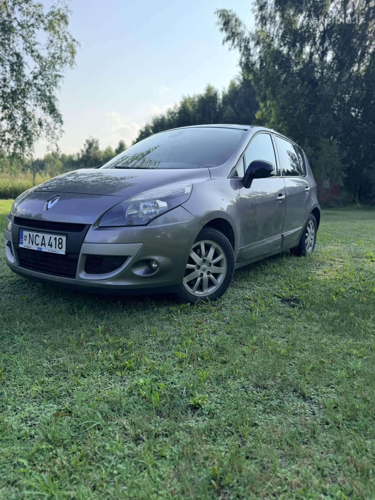 Renault Scenic 2012 — engine 1500 cm³