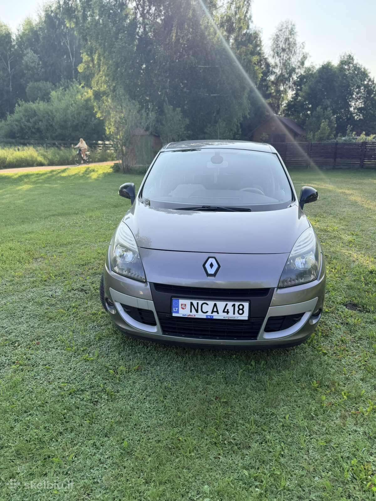 Renault Scenic 2012 — photo 5