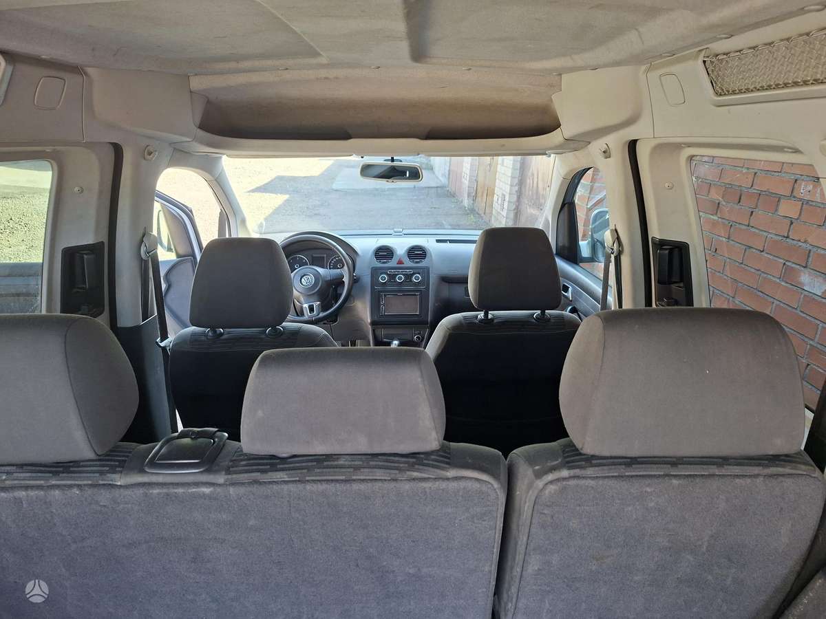 Volkswagen Caddy 2010 — photo 19