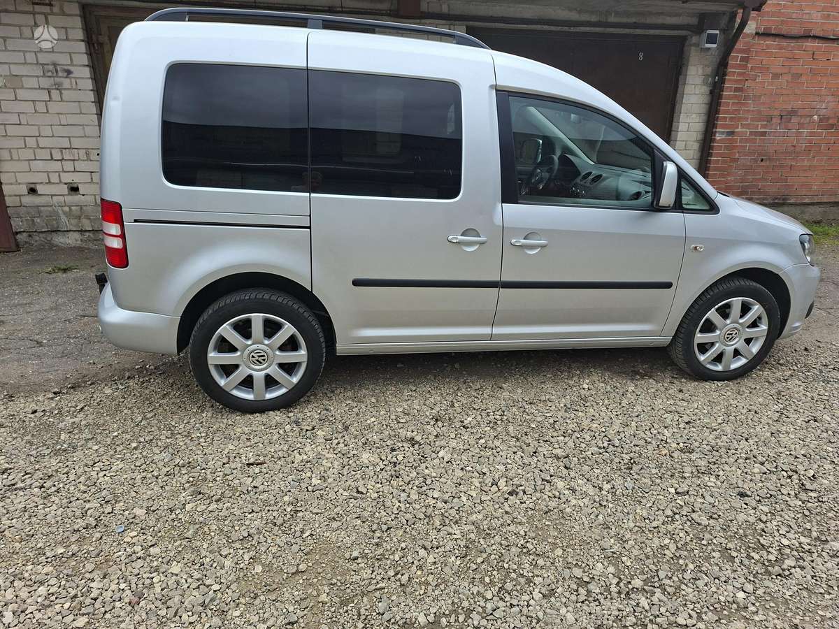 Volkswagen Caddy 2010 — photo 24