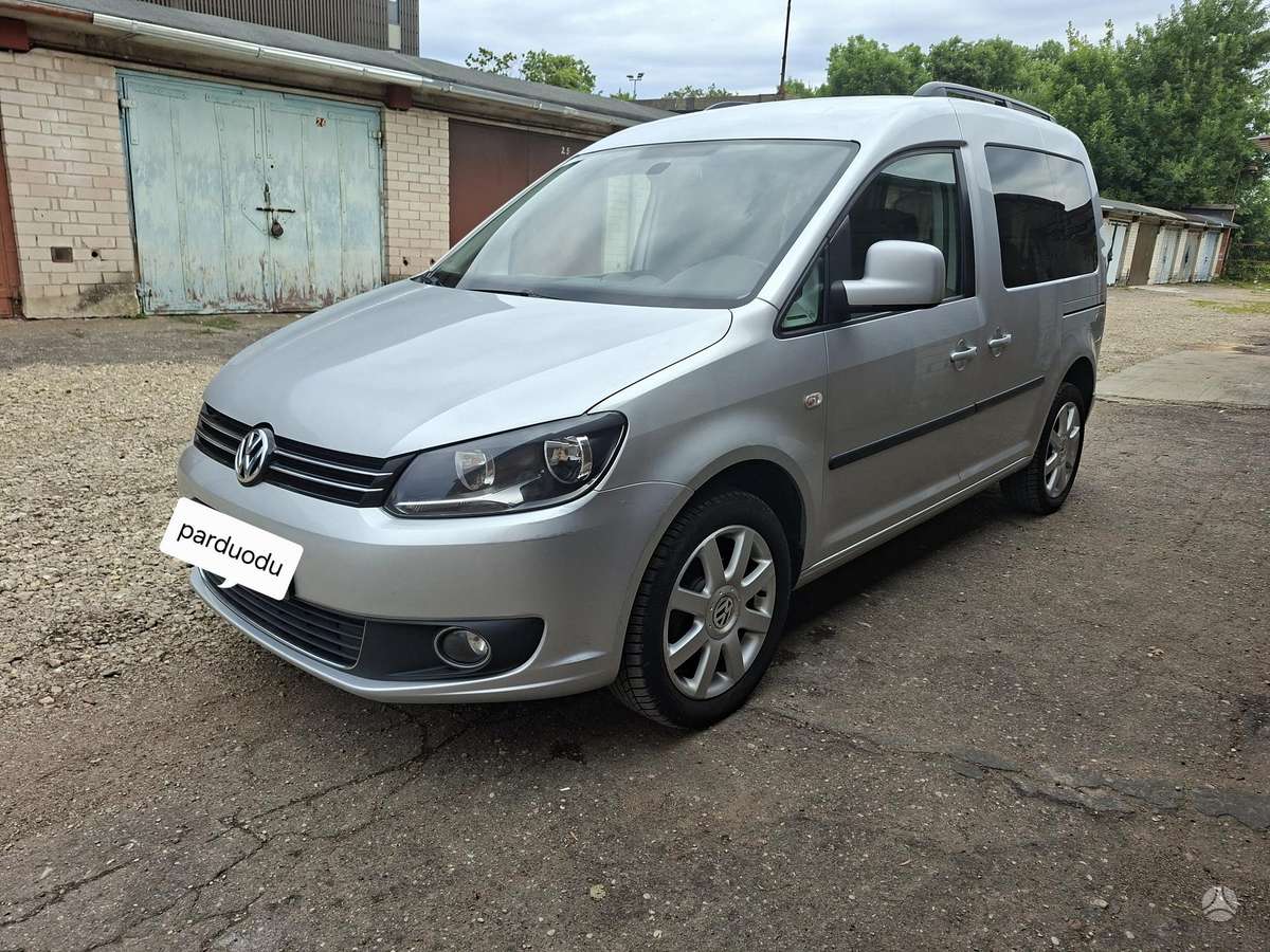 Volkswagen Caddy 2010 — interior