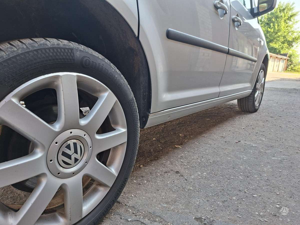 Volkswagen Caddy 2010 — photo 7