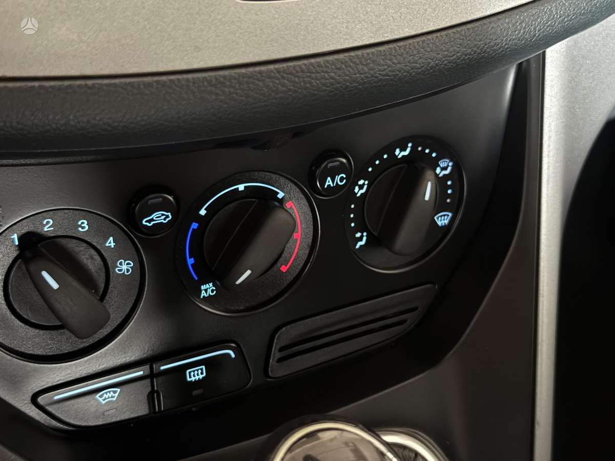 Ford C-MAX 2014 — photo 20