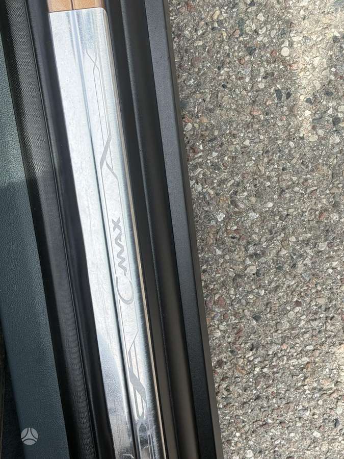 Ford C-MAX 2014 — photo 35