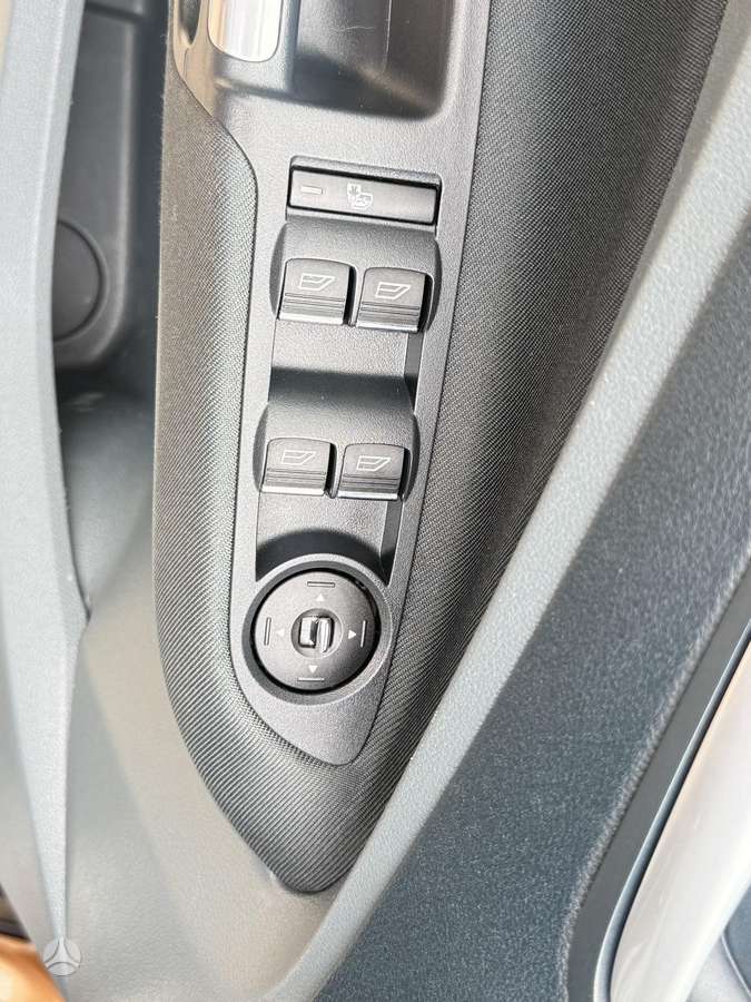 Ford C-MAX 2014 — photo 36